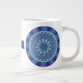 Mok van de speciale waterleiding Mandala (Rechts)