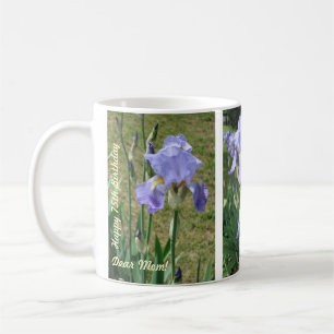 Mok van de verjaardag van de blauwe Mauve Irises v