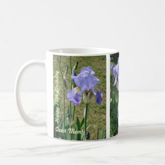 Mok van de verjaardag van de blauwe Mauve Irises v (Links)