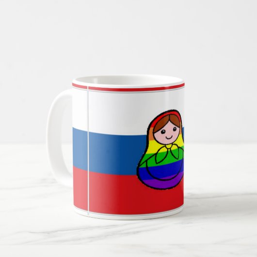 Mok van de vlag van Rainbow Matryoshka (Voorkant links)