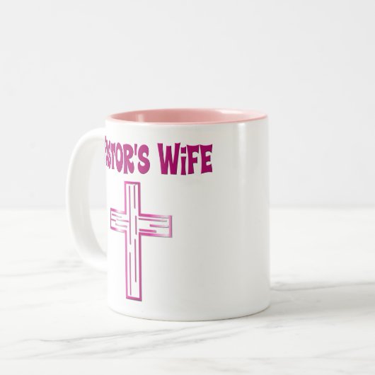 Mok van de vrouw van de dominee (Voorkant links)