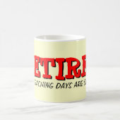 Mok van gepensioneerde docenten met een grappig ci (Center)