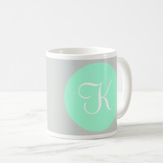 Mok van gepersonaliseerde monogrammed-koffie (Voorkant rechts)