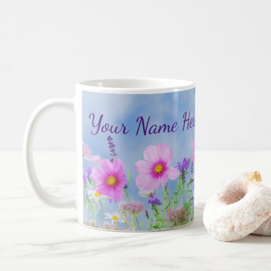 Mok van gepersonaliseerde wilde bloemen koffie (Met donut)