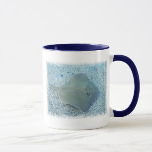 Mok van giroscooterkoffie, vers water