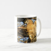 Mok van Hawk Coffee met rode schouders (Voorkant rechts)