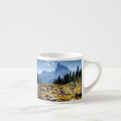 Mok van het prachtige bergmeer bij het meer van Es (Rechts)