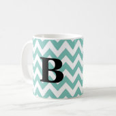 Mok van het seafoam en de zwarte Chevron Monogram (Voorkant links)