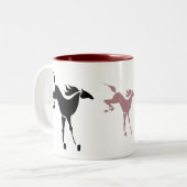 mok van het sluitpaard (Voorkant links)