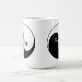 Mok van hoge koffie met Yin Yang-duiven van vrede (Center)