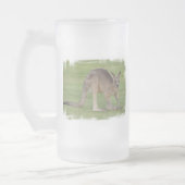 Mok van kangaroo Frosted Beer (Links)