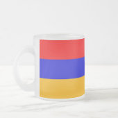 Mok van klein glas, bevroren, met vlag van Armenië (Links)