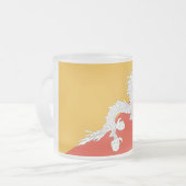 Mok van klein glas, bevroren, met vlag van Bhutan (Voorkant links)