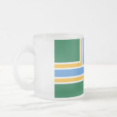 Mok van klein glas, voorgekookt, met vlag van Port (Links)