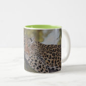 Mok van leopard-koffie (Voorkant rechts)