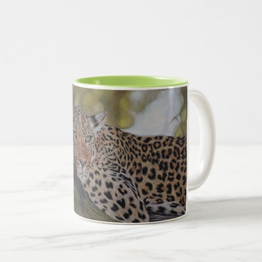 Mok van leopard-koffie (Voorkant rechts)