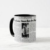 Mok van ongeregeldheden in de muur (Voorkant links)