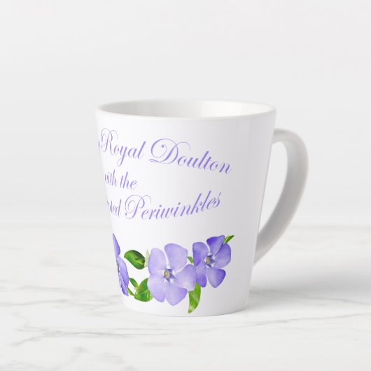Mok van periwinkle-koffie (Rechterhoek)
