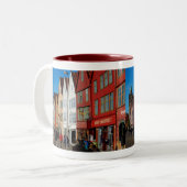 Mok van snijhout (Voorkant links)