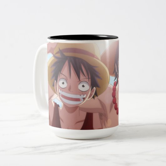 Mok van stro-Pet-eau-de-vie (Voorkant links)