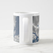 Mok van troebele huiduitslag (Achterkant)