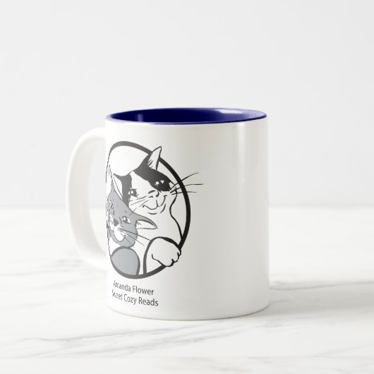 Mok van tummie (Voorkant links)