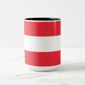 Mok van tweetone koffie met Oostenrijkse vlag (Oos (Center)