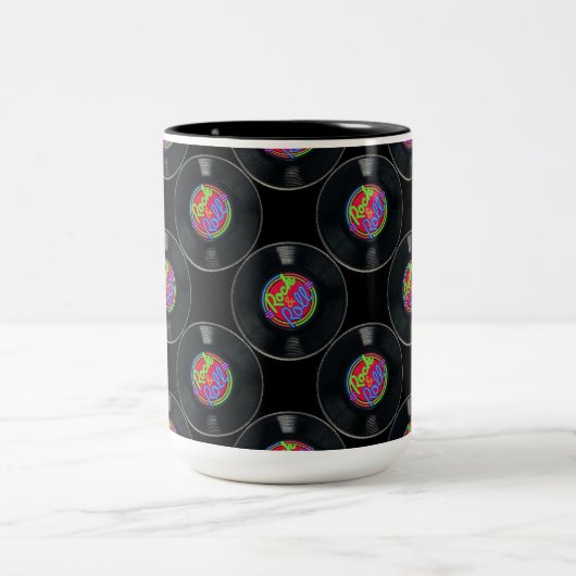  Mok van vinyl bij Rock en Roll (Center)