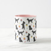 Mok van zwarte cockapoenen en cupcakes (Midden)