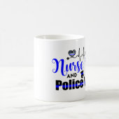 Mok verpleegleven en politie vrouw koffie (Center)