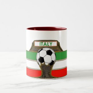 Mok voetbalkoffie in Italië