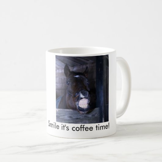 Mok voor het glimlachen van paardenkoffie (Voorkant rechts)