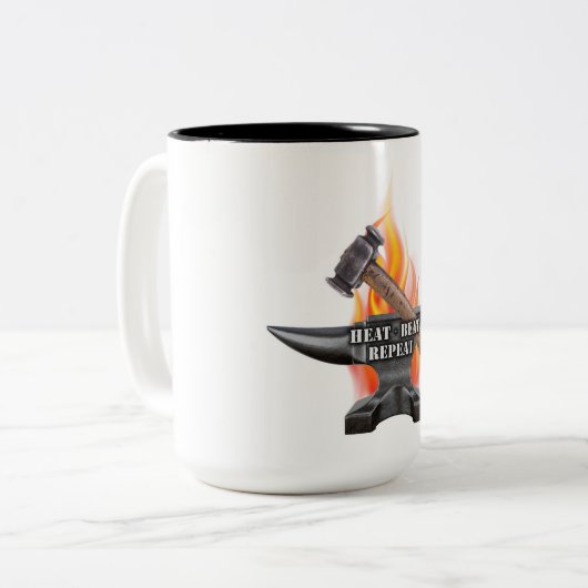 Mok voor hitte, slaan en herhalen (Voorkant links)