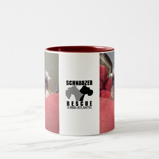 Mok voor redding van Clarabelle Schnauzer (Center)