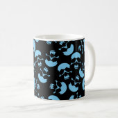 Mok voor zwarte en blauwe schedelpatroonkoffie (Voorkant rechts)