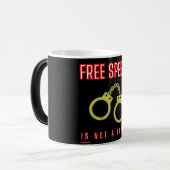 mok "VRIJE SPEEKTE IS GEEN CRIMINALITEIT" (Voorkant links)