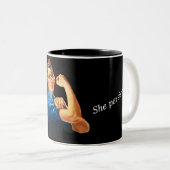 mok "Ze heeft het doorstaan" (Voorkant rechts)