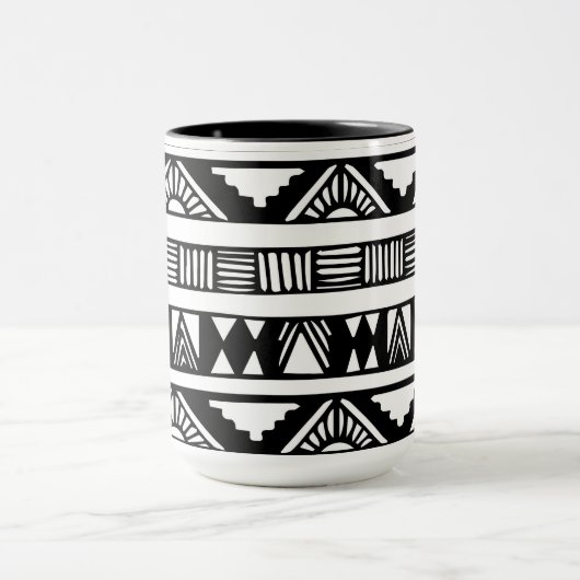 Mok zwart-wit, tribaal afdrukken in combinatie met (Midden)
