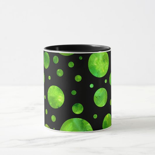 Mok zwarte en witte groene pooldots (Midden)