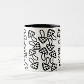 Mok zwarte en witte paddenstoelen (Center)