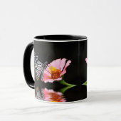 Mok zwarte en witte vlinder (Voorkant links)