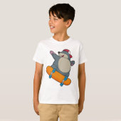 Mole als Skater met skateboard T-shirt (Voorkant volledig)