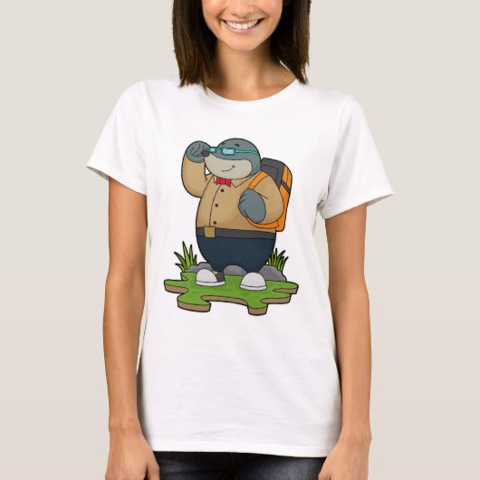 Mole as Hiker with Backpack T-shirt (Voorkant)