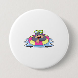 Mole bij Zwemmen met Swim ring.PNG Ronde Button 7,6 Cm