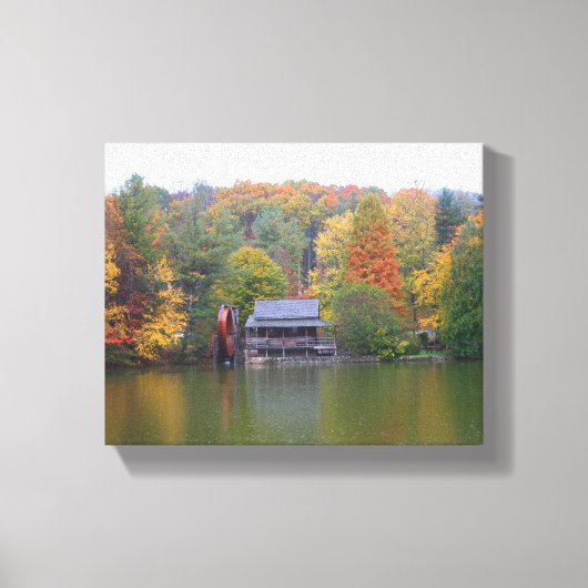 Molen aan een meer in de herfst canvas afdruk (Voorkant)