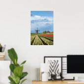 Molen en tulpen landschap verticale poster (Thuiskantoor)