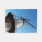 Molen in Nederland in Willemstad. Fleece Deken (Voorkant (Horizontaal))