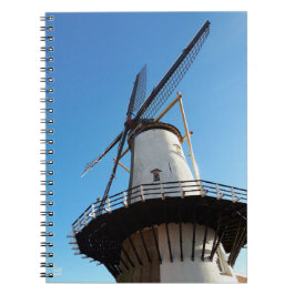 Molen in Nederland in Willemstad. Notitieboek