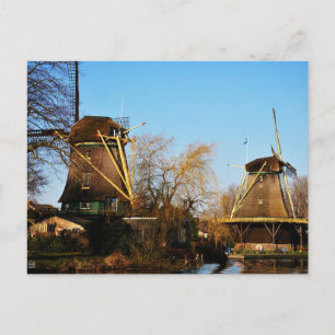 Molens in Nederlands landschap. Briefkaart