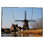 Molens in Nederlands landschap. Groot Cadeauzakje (Achterkant)